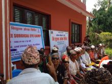 अप्रेसन गर्नु भएका सेवा ग्राहि हरुका तस्विर । 